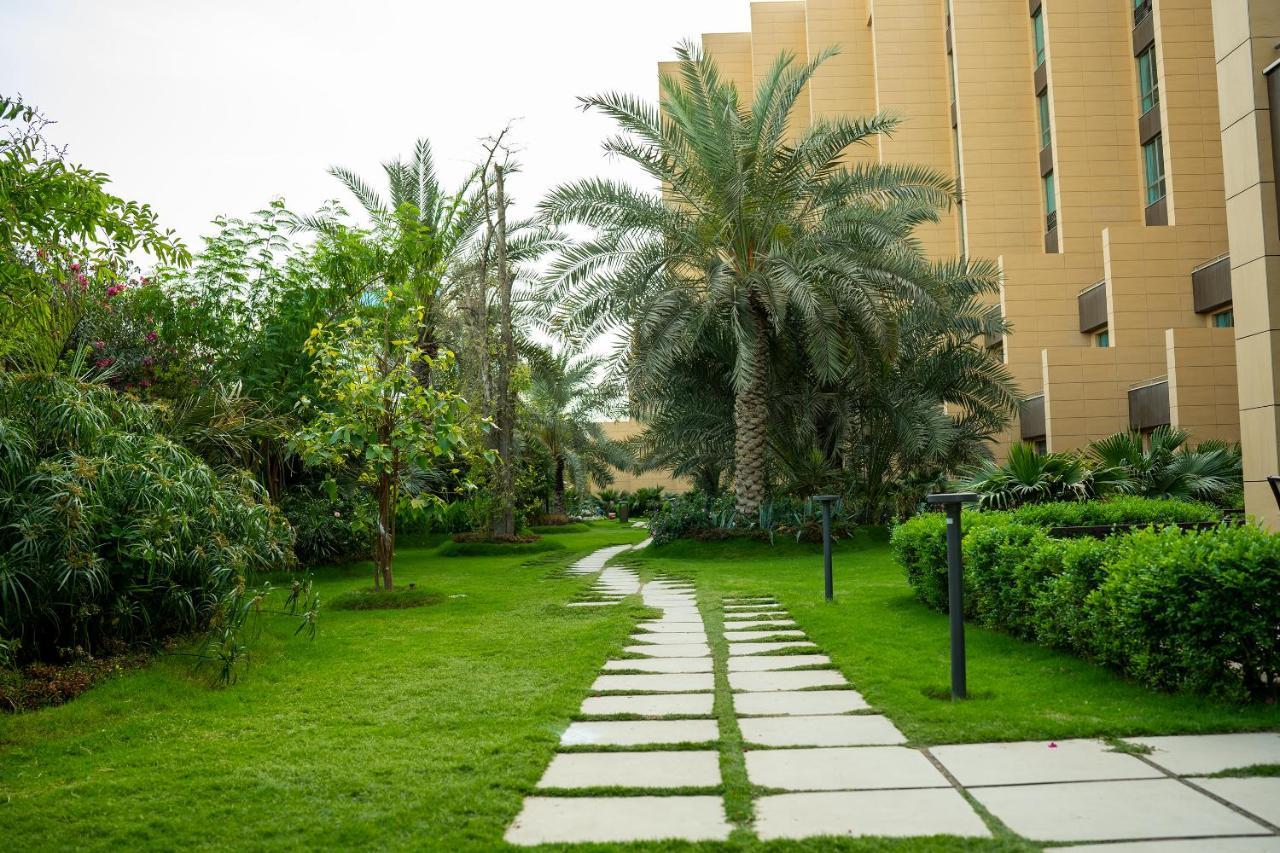 Grand Millennium Al Seef Basra المظهر الخارجي الصورة