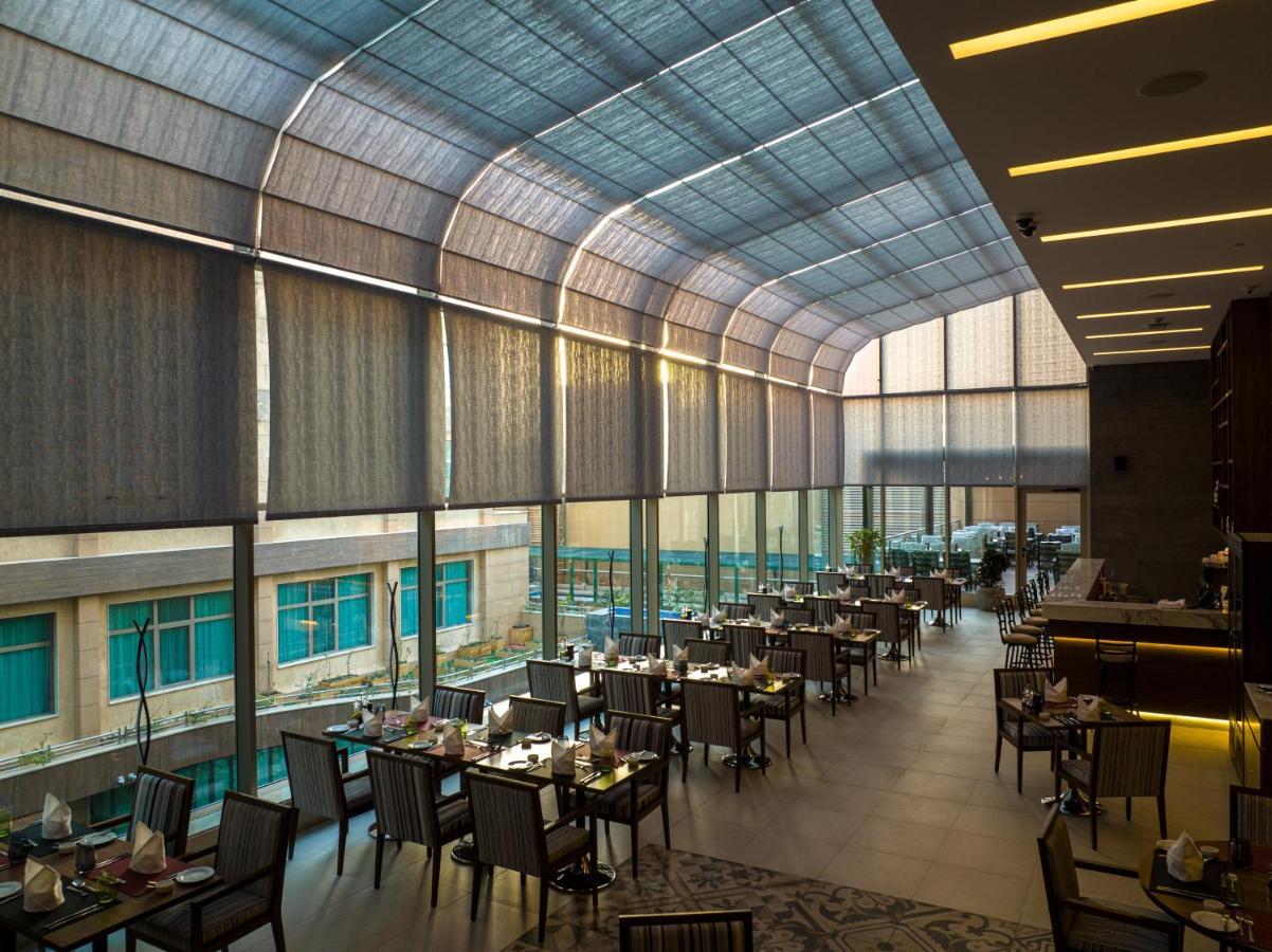 Grand Millennium Al Seef Basra المظهر الخارجي الصورة